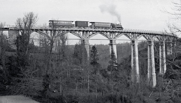 Le monde ferroviaire breton : la vitesse comme idéal