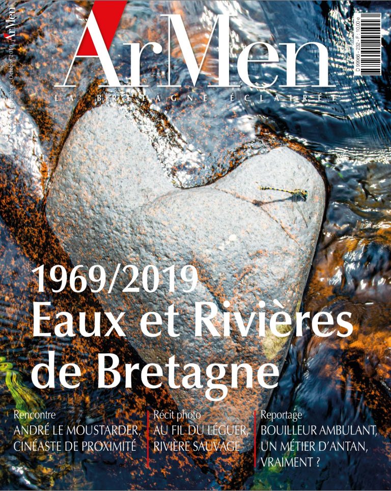 Couverture du numéro 232 - dossier Eaux et rivières de Bretagne