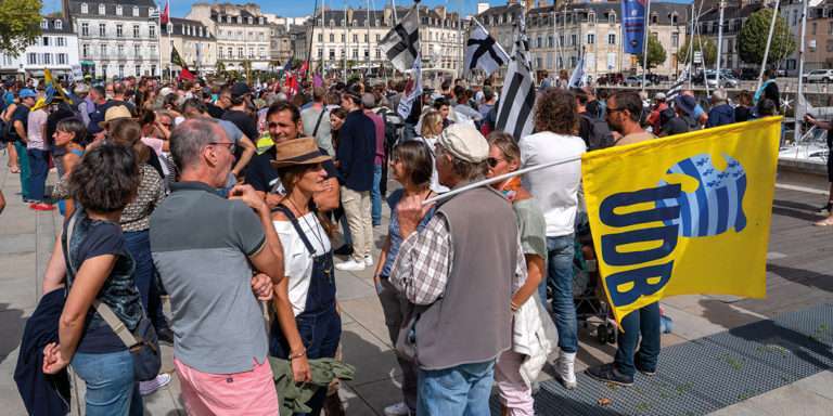 Le régionalisme politique en Bretagne, je t’aime moi non plus…